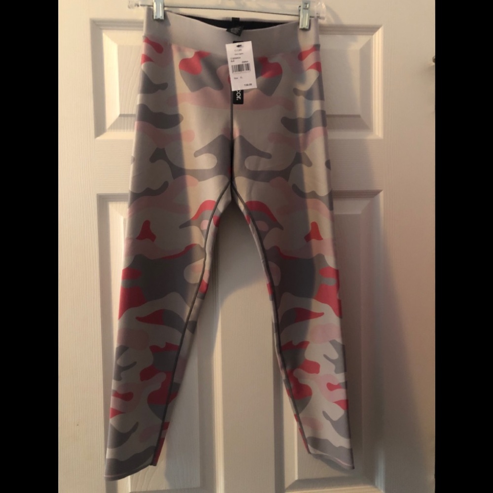Cor leggings designed by Ultracor